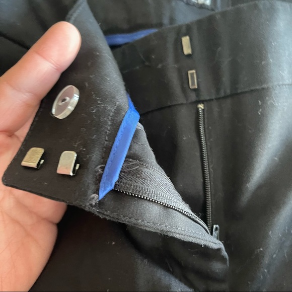 Bundle of 4 black shorts size medium or size 6 - Picture 10 of 14